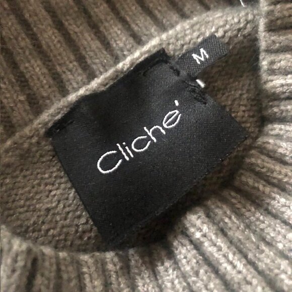 CLICHE Rhinestone and Fuzzy Faux Fur Embellished Cuffs Gray Sweater SIZE S - Picture 4 of 4